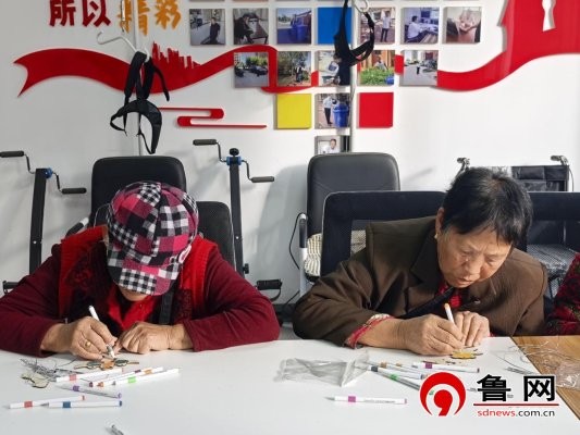 【志愿服务】 德州天衢新区新区服务管理办公室开展“铃动希望 ‘如康’筑梦”手工赋能活动