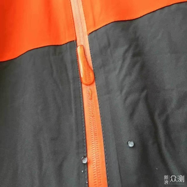 聊聊冲锋衣的选购注意事项和保养、存放知识_新浪众测