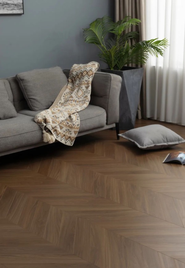 生活家地板新品|超标鱼骨拼,好打理超省心_5