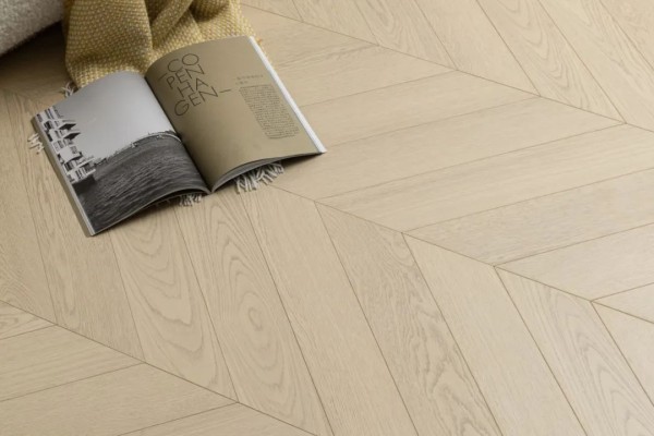 生活家地板新品|超标鱼骨拼,好打理超省心_7