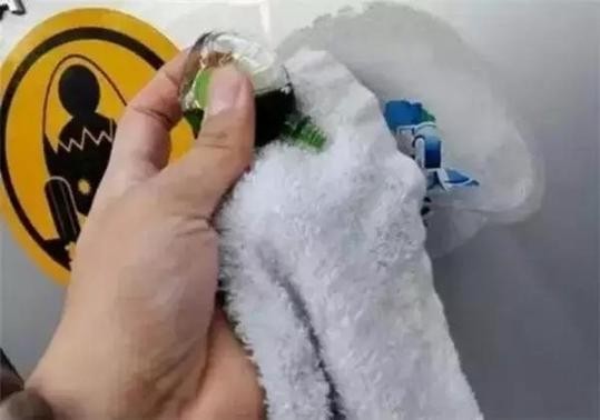 巧用日常生活品就能保养车 省钱省心又省时