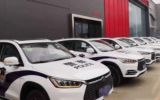 中国警车“改头换面”，淘汰大众丰田，新车获老百姓力挺-有驾