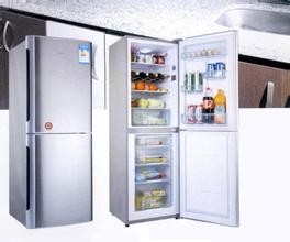 厨房设备电冰箱