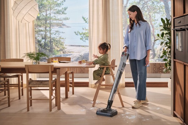 【新聞圖片5】伊萊克斯推出全新極適家居800三合一熱烘吸拖洗地機