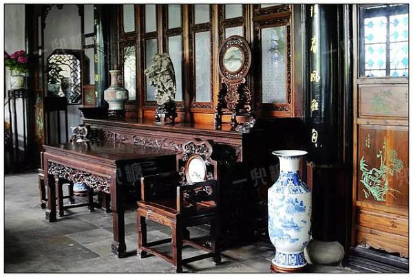 5b4d870e2e7bd.jpg!710