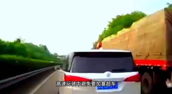 新手司机必备的15个安全驾驶技巧指南-有驾