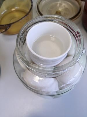 盐水腌制咸鸭蛋的做法 步骤6