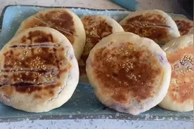 减脂期食谱山药紫薯饼，搭配牛奶低脂健康又营养，做法超级简单视频封面