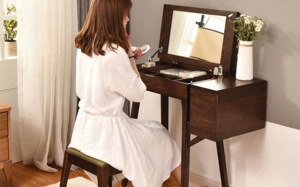 小卧室巧用家居好物,营造惬意生活