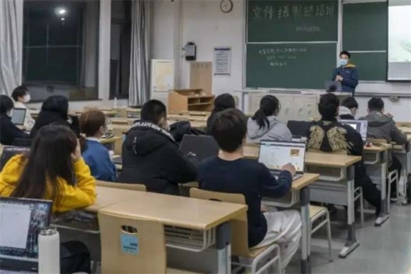 如何高效规划初三学生时间：深入解读紧迫性，合理安排学习与生活平衡，提升学习效率的实用建议