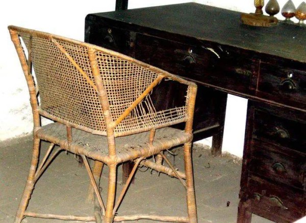 音画诗歌•网络党史课 第二十四期《我是你的藤椅》_焦书记_兰考