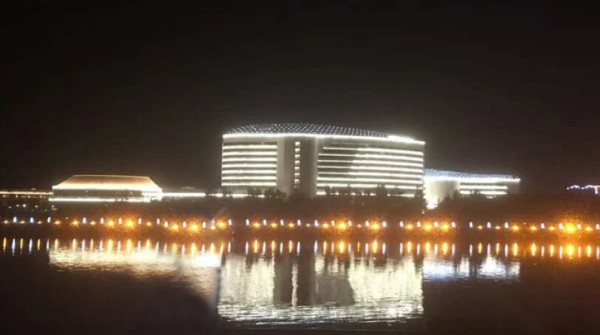 广东双甲照明亮化工程案例