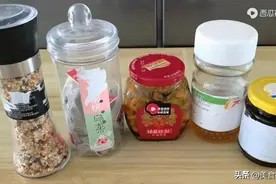 今天才知道，去除胶带残留胶印这么简单，轻轻一擦，立马洁净如初图片