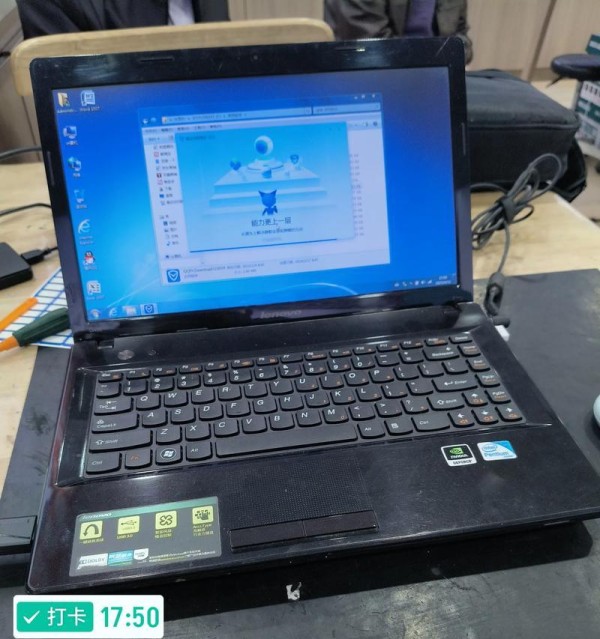 电脑开机白屏的解决方法（排除故障，恢复正常使用）