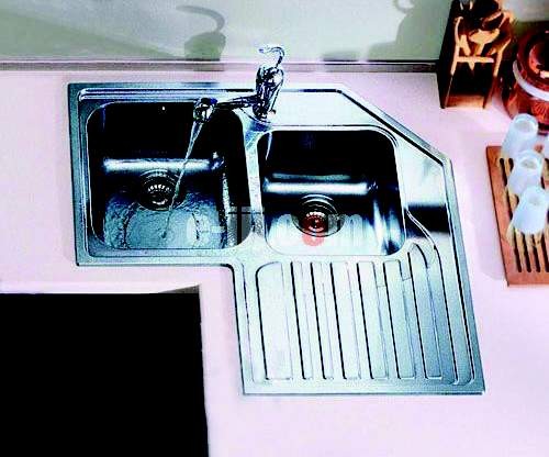 如何巧妙利用厨房转角区