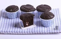 纯素熔岩巧克力玛芬