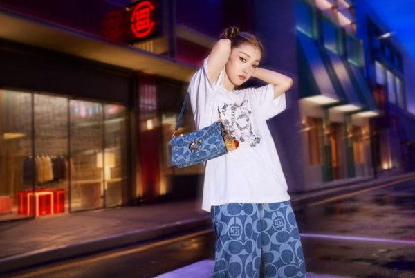 Coach × CLOT 跨界联名重磅登场：美式经典与东方潮流的双向奔赴图片3