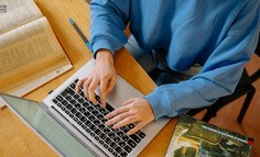 刚入职半年，为何能连续升职两次？