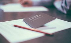 杜拉拉为什么总是敢犯职场大忌？