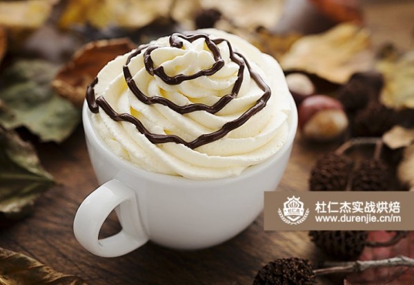 开蛋糕店镇上开店卖什么好,周岁蛋糕彩虹蛋糕作品展现