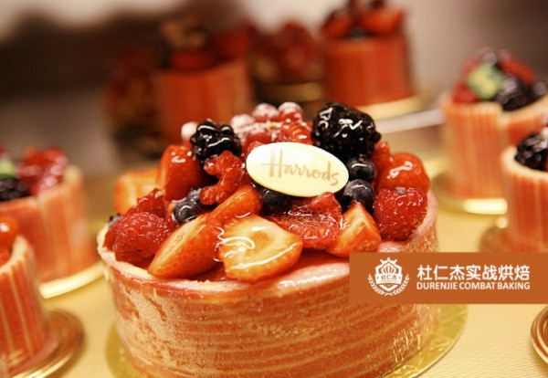 淇淋蛋糕学做千层蛋糕西式点心面包烘培,适合46女人创业教育质量