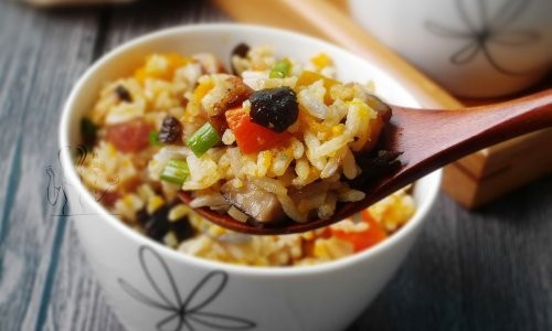 腊味南瓜焖饭 #美的初心电饭煲#的做法