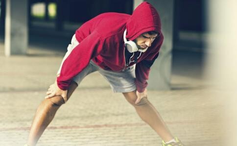 去除鞋里臭味的方法 去除鞋子臭味的小窍门 如何去除鞋子臭味