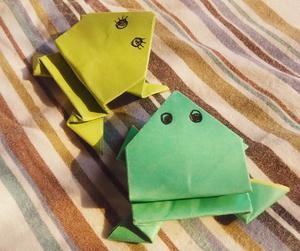 儿童折纸教程青蛙可以diy的儿童玩具亲子互动游戏便宜又好