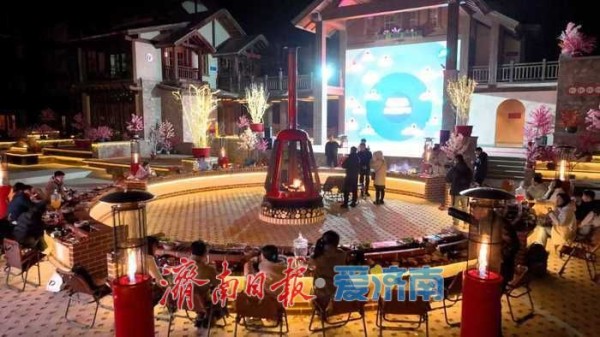 一年四季 泉在济南｜冰瀑围炉，暖冬奇遇！九如山以冰火交织的仪式感，点燃元旦假期的新玩法