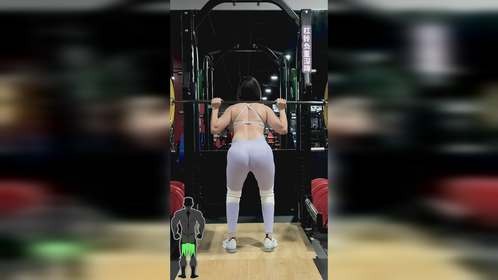 性感曲线之旅，探索翘臀塑形妙招。科学锻炼，雕刻美臀曲线