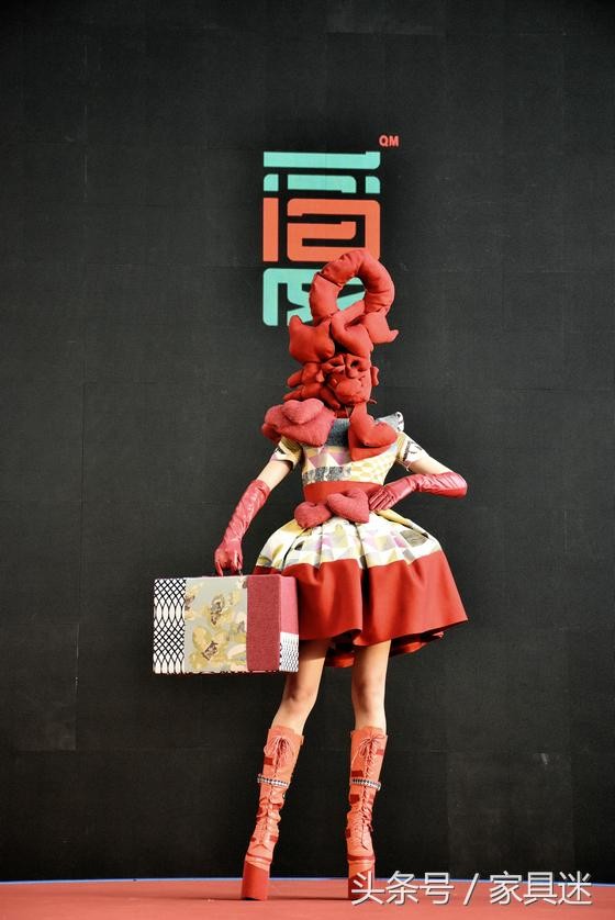 破凳子、旧沙发、破衣服...如何变废为宝？8个设计师有话说