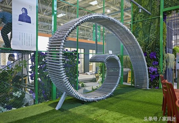 破凳子、旧沙发、破衣服...如何变废为宝？8个设计师有话说