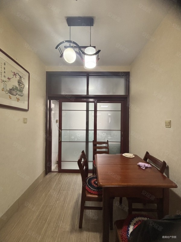 建国小区2室2厅1卫81㎡南33.5万