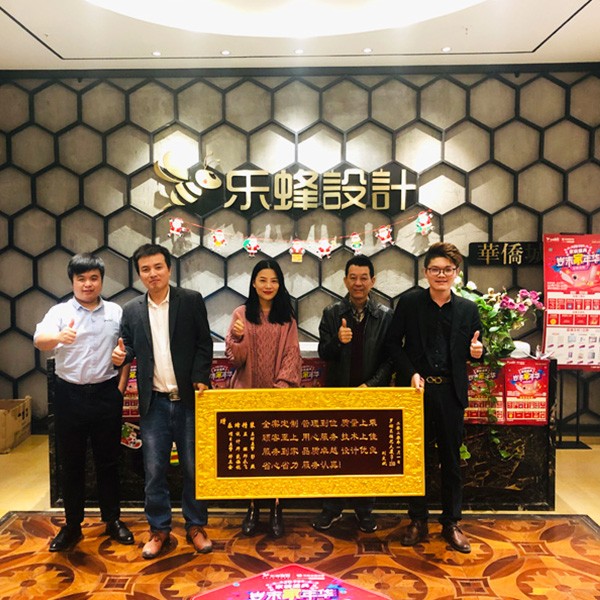 桂花大厦刘先生：全案定制，设计优良，质量上乘，省心省力！