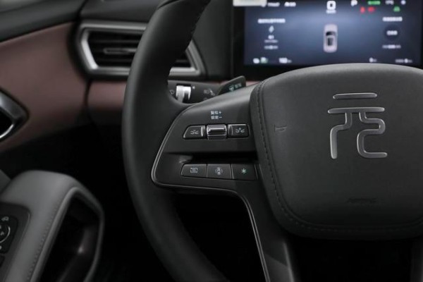 速收藏！比亚迪元UP用车秘籍大公开-有驾