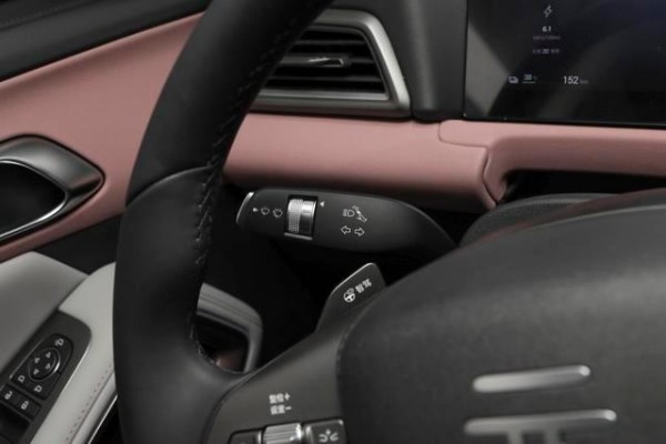 速收藏！比亚迪元UP用车秘籍大公开-有驾