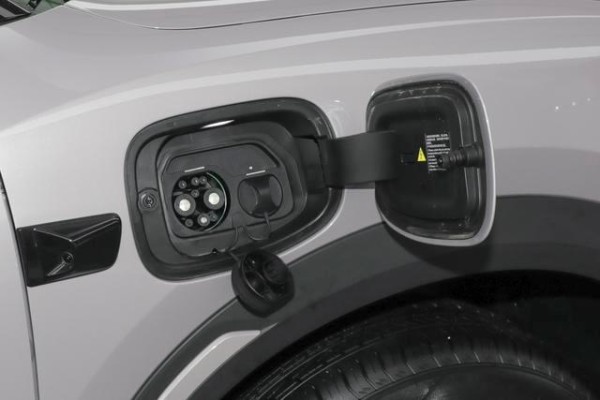 速收藏！比亚迪元UP用车秘籍大公开-有驾