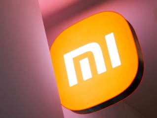 小米深夜通报团队与相关KOL接触处罚结果：辞退经办人，通报批评许斐、徐洁云