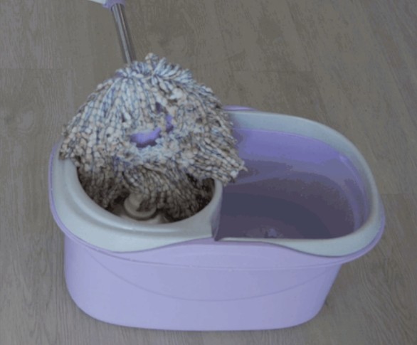 扫拖机器人拖地有哪些坑？这种设计可谓费力又不讨好