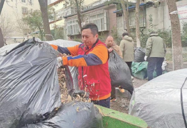 新风拂煦沁人心 共谱文明锦绣章