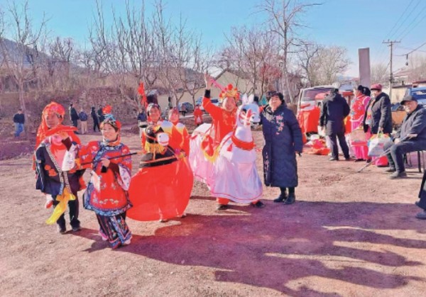 新风拂煦沁人心 共谱文明锦绣章