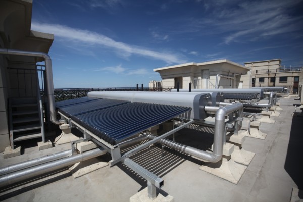 图 可再生能源利用（太阳能热水系统）