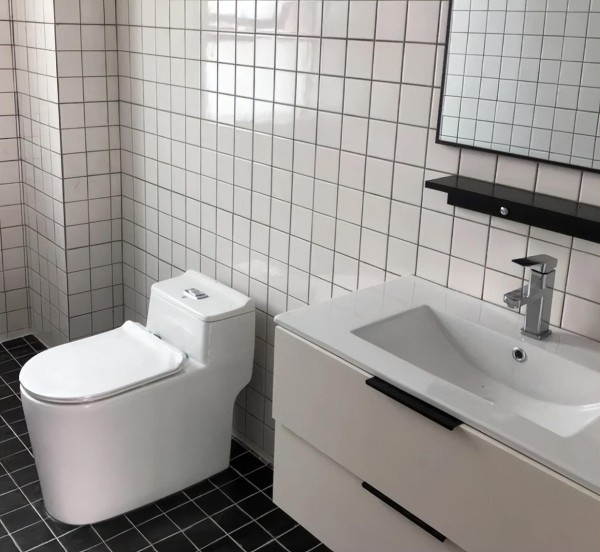 卫生间装修注意事项：别装岩板一体盆，否则清洁维护成难题插图1