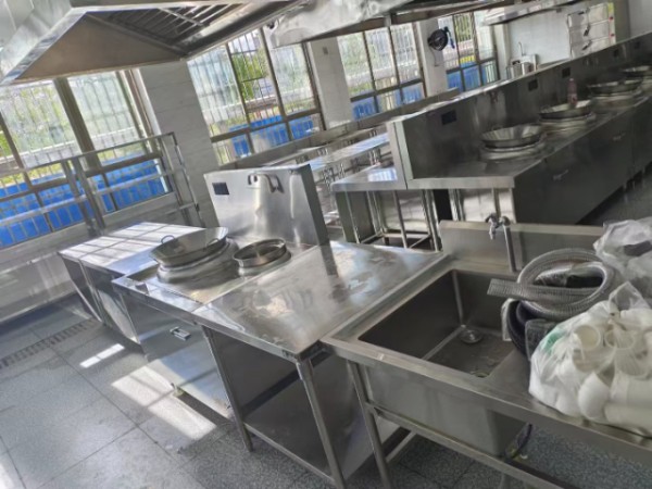 中厨厨房功能布局规划报价,厨房整体设计