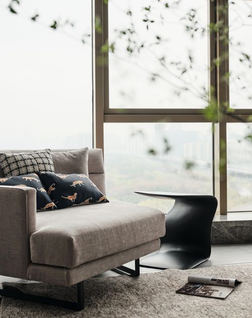 三居现代简约210㎡客厅装潢设计图