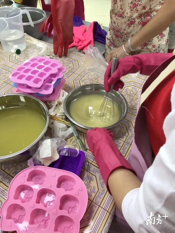 多图厨余垃圾变废为宝！东莞这位环保达人的方法让人大开眼界