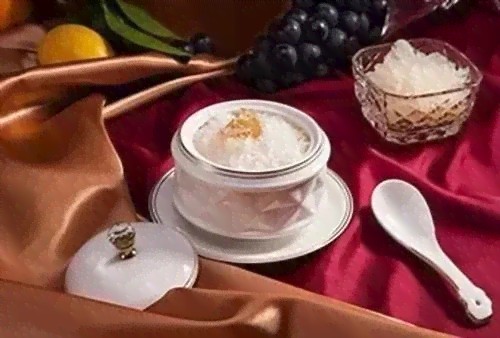 详解老人适用的燕窝多种烹饪方法与营养保留技巧