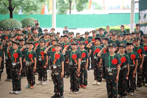 「福建军事」2026泉州小勇兵突破体验夏令营（7天）培养责任与担当