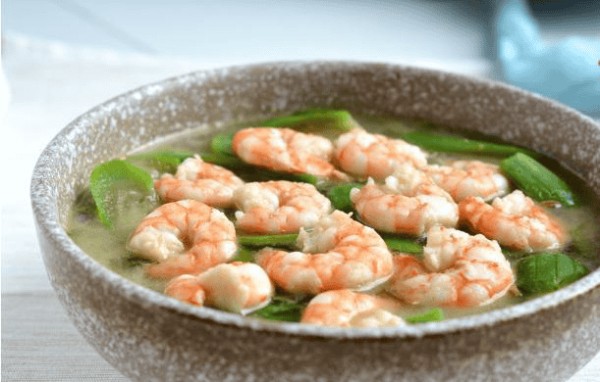 鲜美组合，大虾豆腐丝瓜的创意烹饪之旅