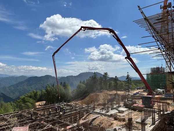 明清寺庙功能分区流线设计，礼佛动线、僧侣生活区高效组织策略